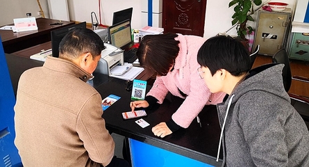 懷遠(yuǎn)縣居保中心以“四送”服務(wù)為核心，扎實(shí)推進(jìn)“互聯(lián)網(wǎng)+信息服務(wù)”為民辦實(shí)事